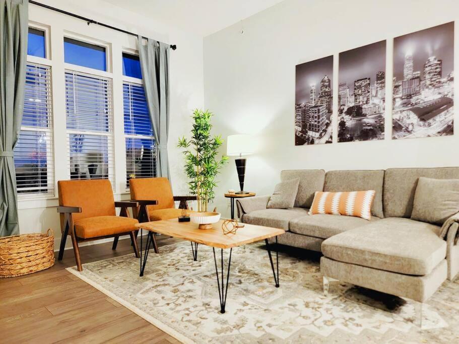 シャーロットNew Stylish Getaway- 5 Mil To Uptown/3 Smart Tvs!アパートメント エクステリア 写真